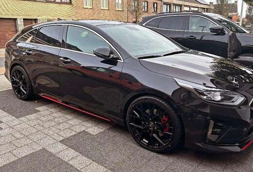 Kia ProCeed GT 1.6 T-GDi GT DCT ISG