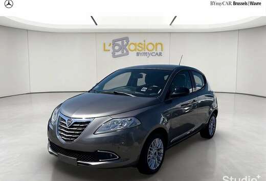 Lancia Ypsilon 1.2i Fire Evo II Park In Style