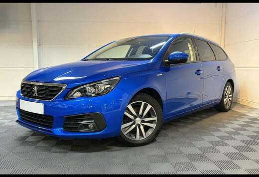 Peugeot 3 ans GARANTIE 1.2 110cv *CAMERA*CLIM*NAVI*CR ...
