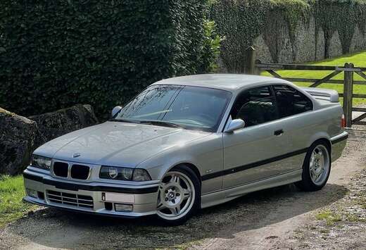 BMW 328i