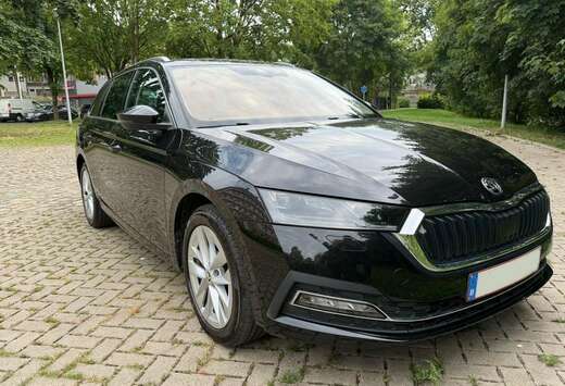 Skoda Combi Avec CT - Boite Auto - Carplay, Sièges C ...