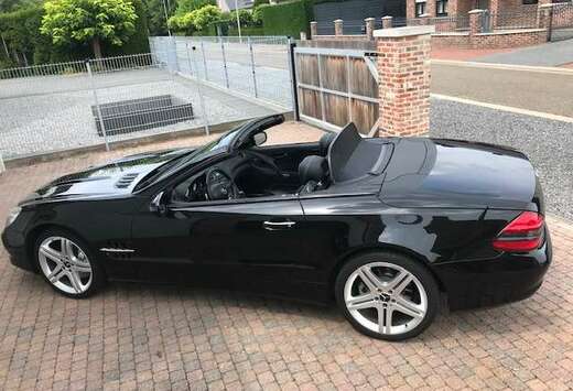 Mercedes-Benz SL Roadster 280