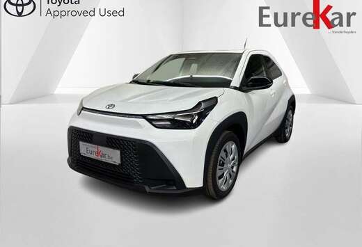 Toyota HYBRID Play