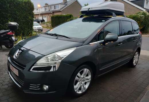 Peugeot 5008 2.0 HDi Premium Pack FAP