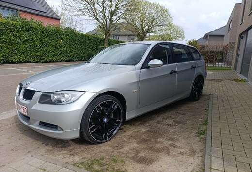 BMW 318i Touring