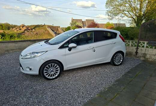 Ford Fiesta 1.25i Champions Edition