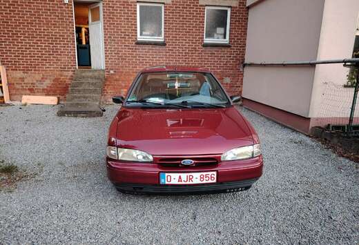 Ford 1.6i GLX