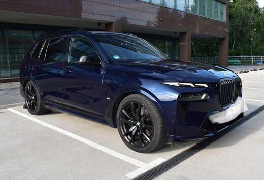 BMW X7 M60i XDRIVE