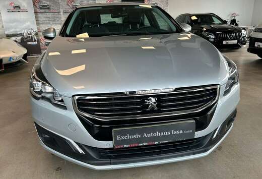 Peugeot Allure**NAVI**LEDER**SHZ**PDC**