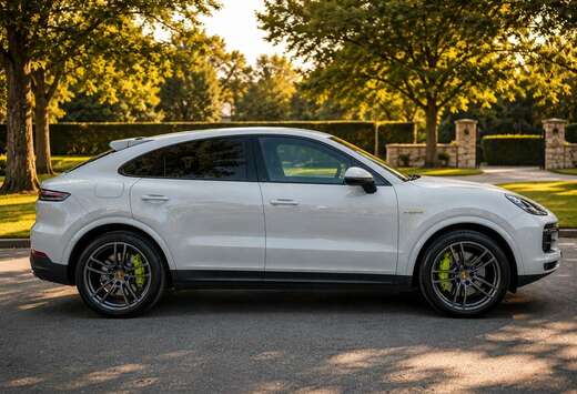 Porsche E-Hybrid Coupe
