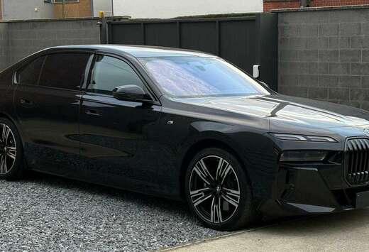 BMW 750eXAS PHEV (360 kW) TVA INCL / BTW IN