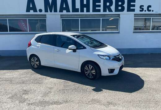 Honda Jazz 1.3i-VTEC Elegance CVT