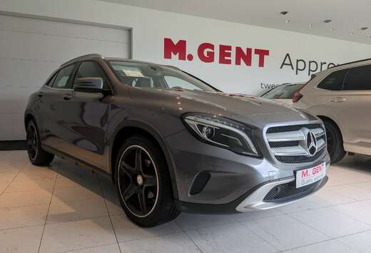 Mercedes-Benz GLA 180/ BENZINE/ AMG VELGEN/ GARANTIE/ ...