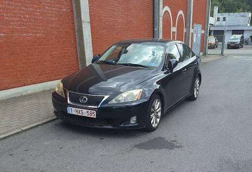 Lexus IS 250 2.5i V6 Business