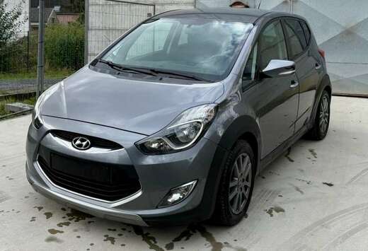 Hyundai iX20 1.6 CRDi Cross
