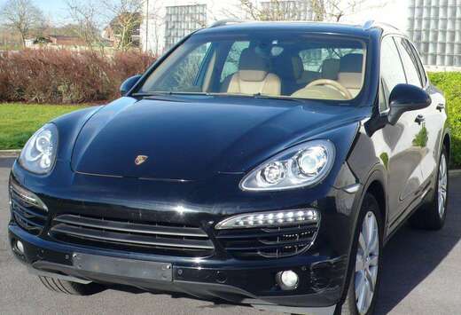 Porsche 3.0 D V6 Tiptronic S  12850 euro netto