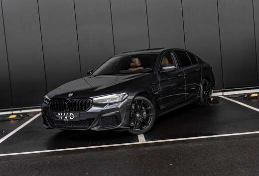 BMW E  M-Sport  Pano  H. Kardon  Sport Seats