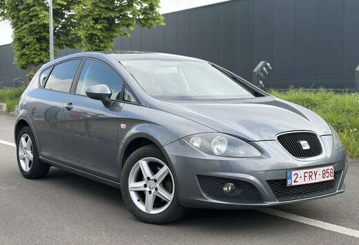 SEAT 1.6 CR TDi Ultima Reference DPF