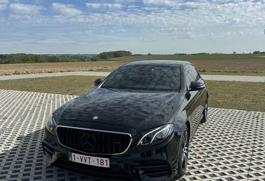 Mercedes-Benz 2017//150 000km//AMG Line//prêté à � ...