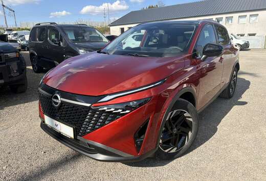 Nissan 1.3 N-CONNECTA 2WD 158CV Xtronic Mild-Hybrid