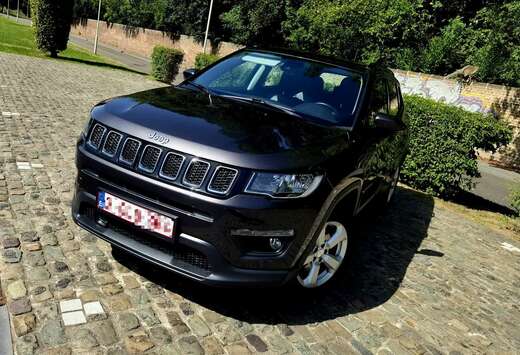 Jeep 1.6 MJD 4x2 Longitude