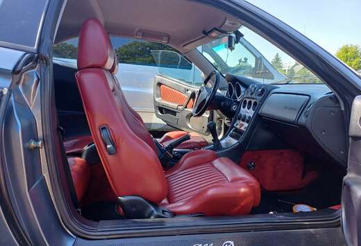 Alfa Romeo 2.0i 16v TS