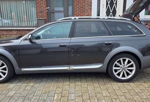 Audi A6 Allroad 3.0 TDi V6 Quattro DPF Tiptronic