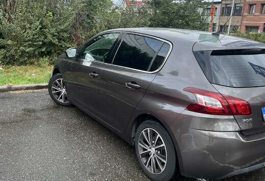 Peugeot PureTech 130 Stop & Start Active