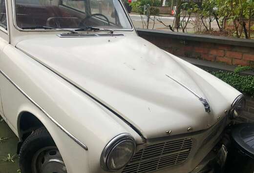 Volvo P1300, 1800cc, Blanche int rouge