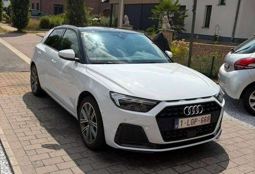 Audi A1 Sportback 30 TFSI Business Ed Attraction S tr ...