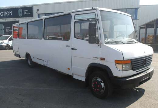 Mercedes-Benz 813 (Stock ID 706)