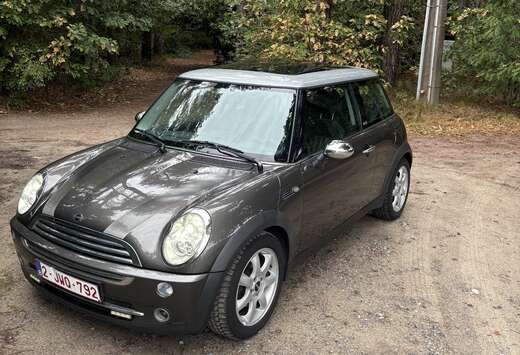 MINI 1.6i 16v CVT