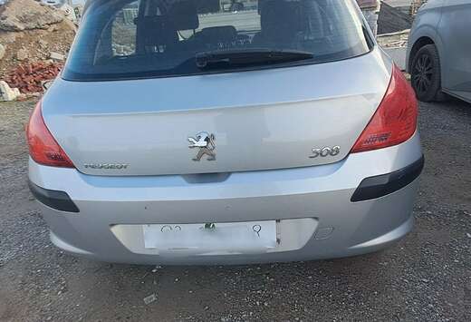 Peugeot 1.4i Confort Pack