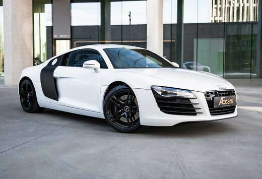 Audi R8 4.2i V8 /QUATTRO / R-TRONIC /CUP SEATS / CARB ...