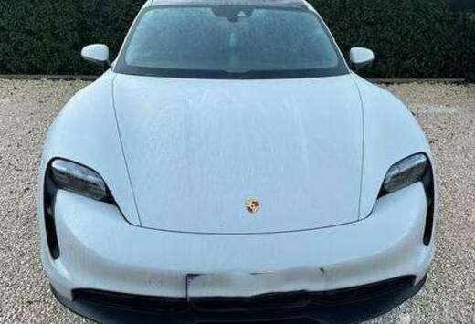 Porsche Taycan 93.4 kWh Taycan 4S
