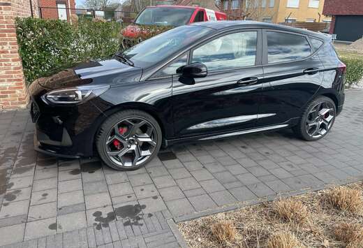 Ford 1.5 EcoBoost S&S ST X
