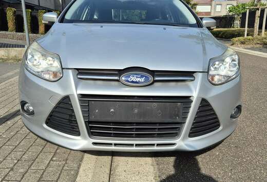 Ford 1.6i Ti-VCT Titanium