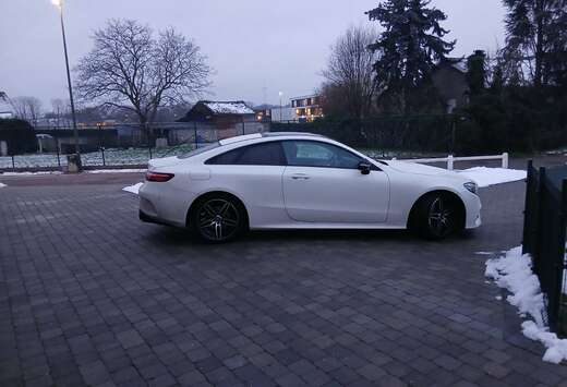 Mercedes-Benz Coupe 9G-TRONIC AMG Line