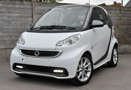 Smart Coupe 1.0 Turbo *AC*NAVI*LED*