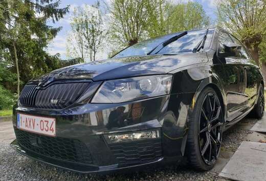 Skoda SW RS 2.0 TFSI DSG