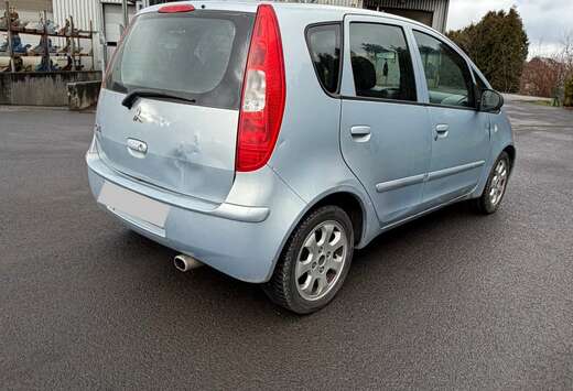 Mitsubishi 1.3i    PRTE  TRE IMMATRICULÉ