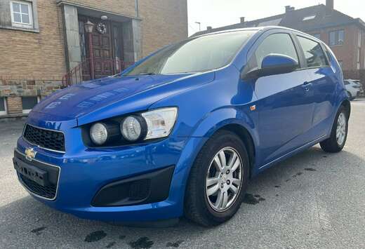 Chevrolet Aveo hatchback 1.4i LT Start