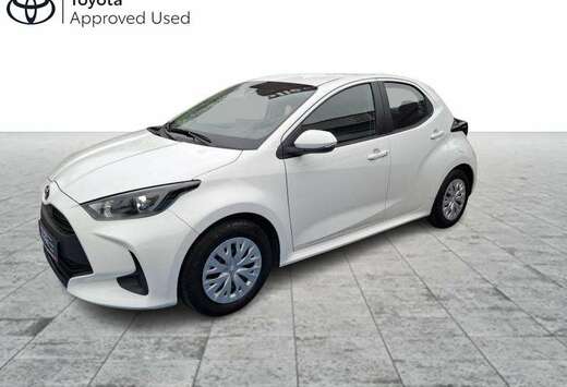 Toyota 1.5 HYB Dynamic