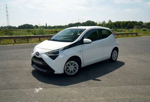 Toyota 1.0i | AUTOMAAT | CAMERA | CARPLAY | 1E EIGENA ...