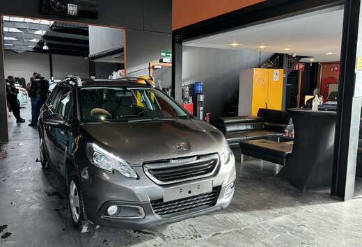 Peugeot 1.2i EURO 6b - A/C - MEDIA/TEL - NAVI - LIM/R ...