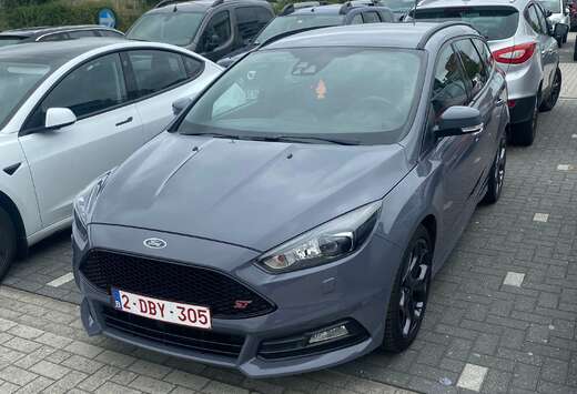 Ford Focus Turnier 2.0 TDCi ST