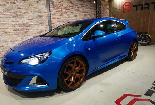 Opel OPC 2.0. 50800KM. 370 PK. NIEUWSTAAT