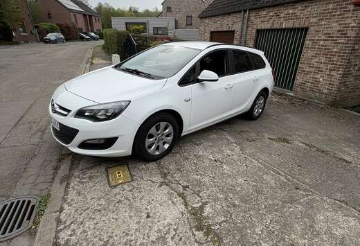 Opel 1.6L Sport Toure