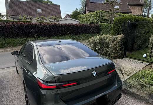 BMW M760eXAS PHEV (420 kW)