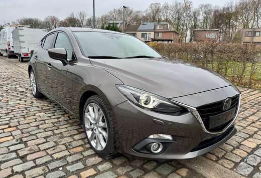 Mazda Mazda 3 1.5D 1r Main 122.000 km Carnet Auto Xen ...
